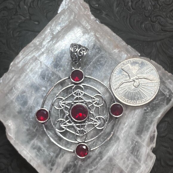 Faceted Garnet Metratrons Cube Sacred Geometry Pendant (55 7250) - Picture 8 of 9